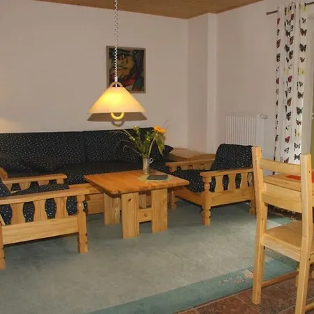 Mrs Monika Rasehorn * Rehefeld-Zaunhaus