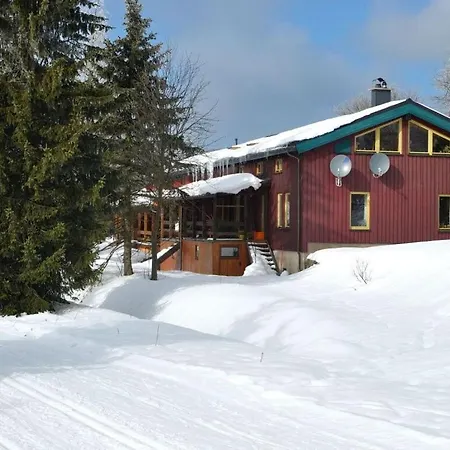 Mrs Monika Rasehorn Casa de Férias Rehefeld-Zaunhaus