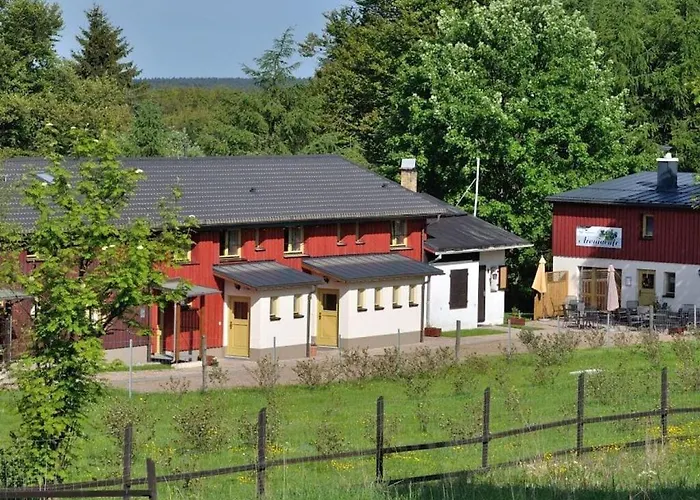 Mrs Monika Rasehorn * Rehefeld-Zaunhaus