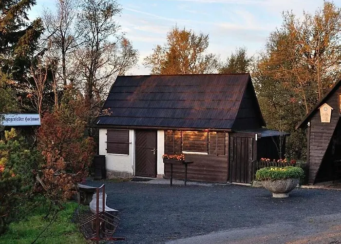 Mrs Monika Rasehorn Rehefeld-Zaunhaus